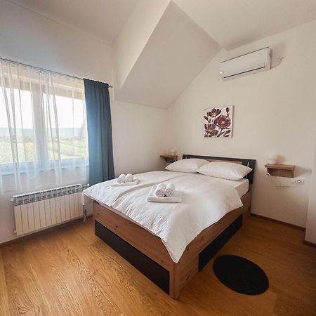 Ostarije Rooms Enter Ogulin מראה חיצוני תמונה