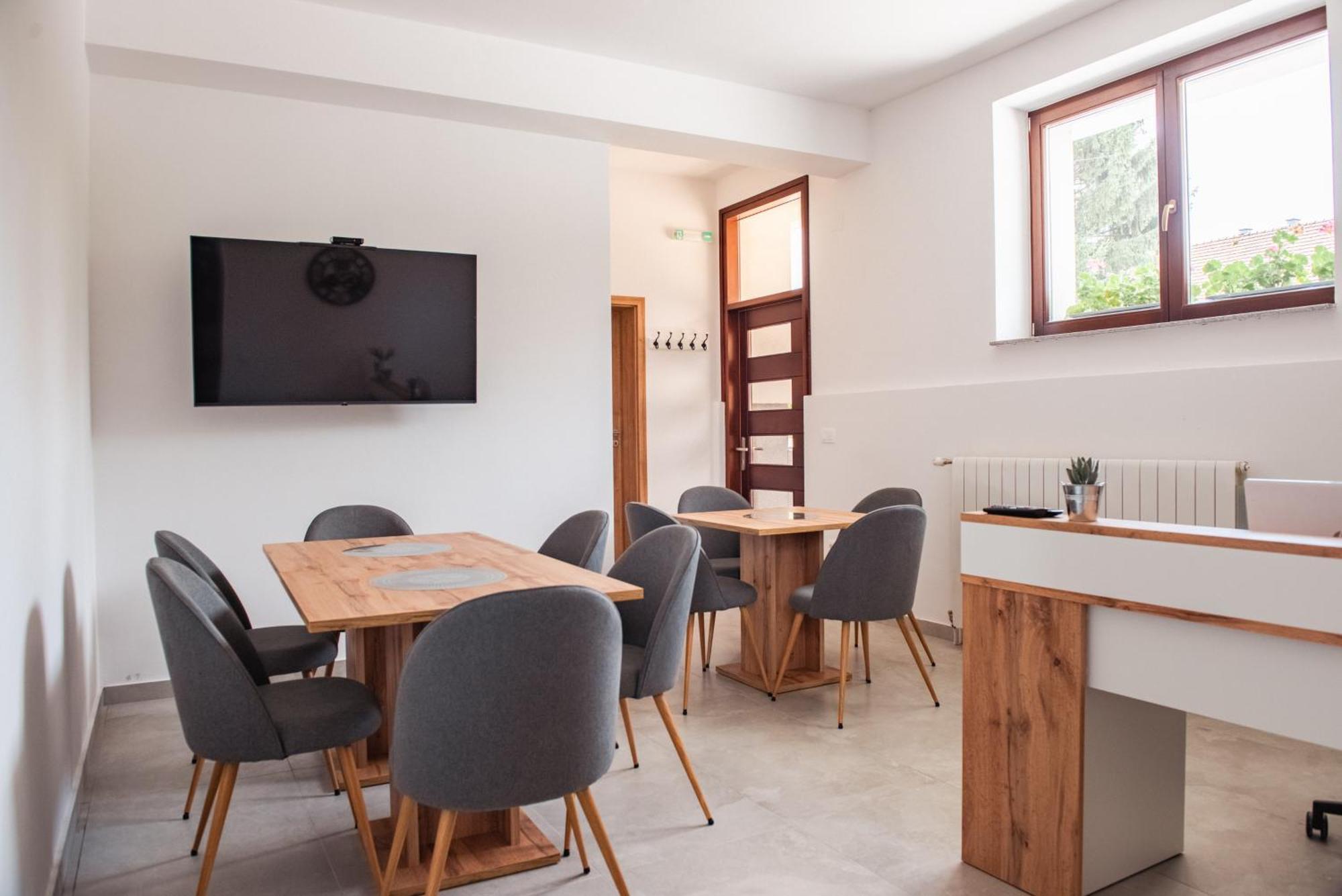 Ostarije Rooms Enter Ogulin מראה חיצוני תמונה